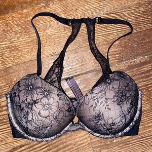 Victoria’s Secret Very Sexy Push Up Bra 32DD Lace